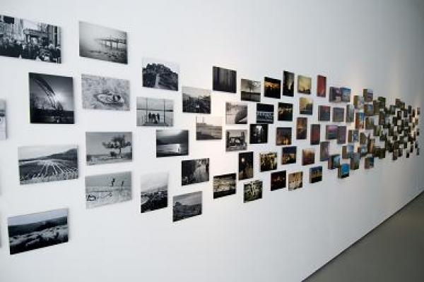 386